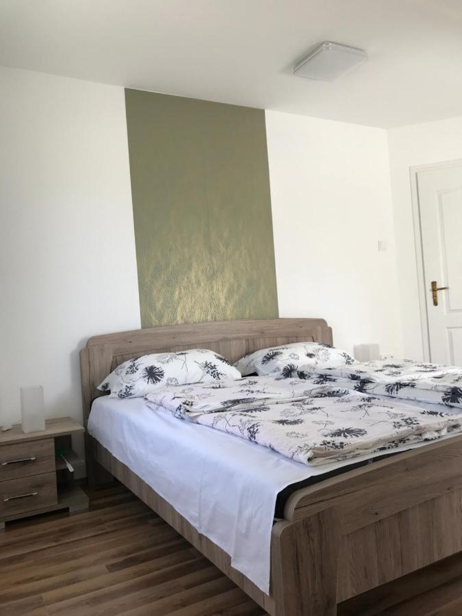 Venusz Ueduelocentrum Tiszacsege 외부 사진